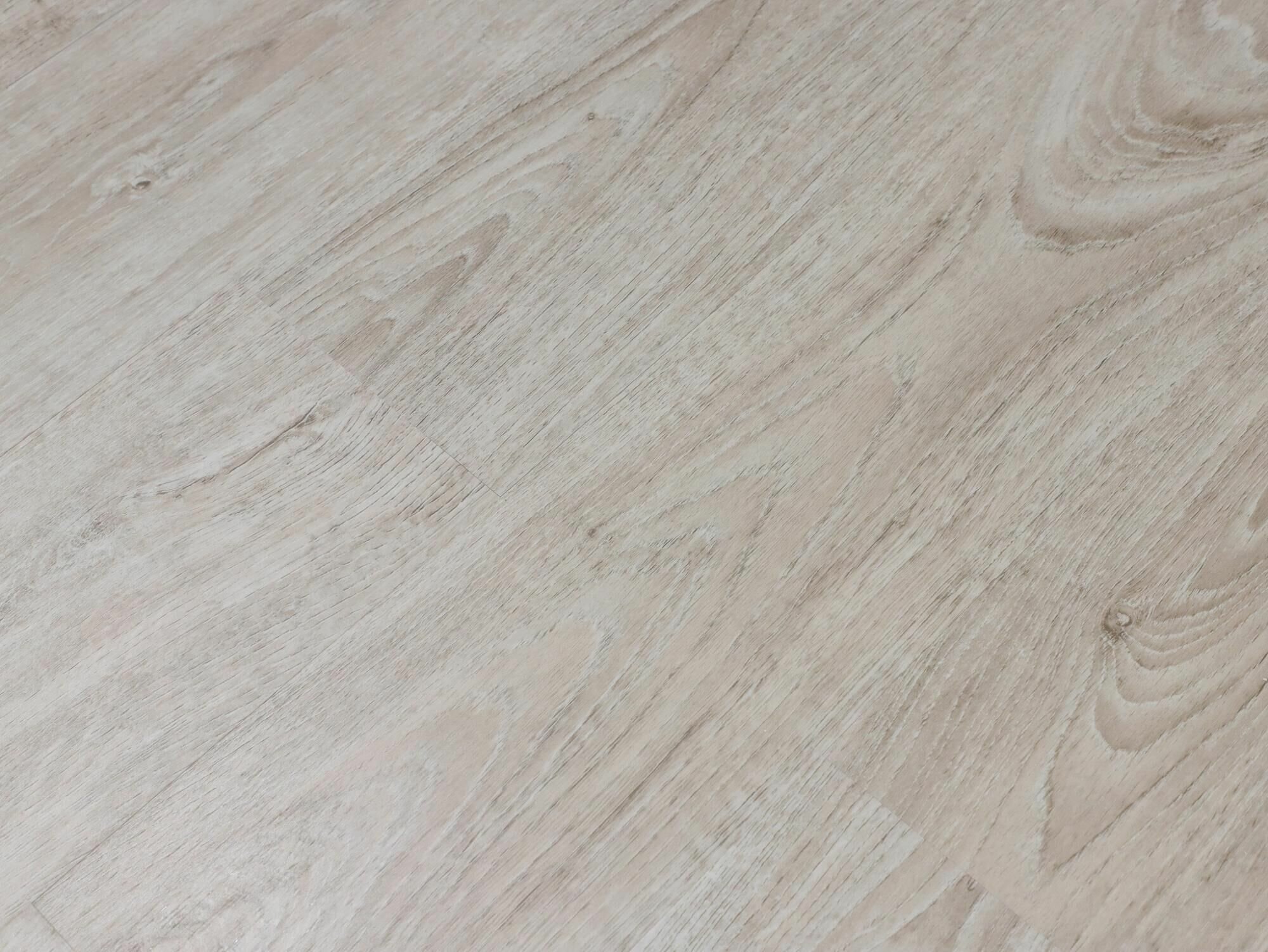 фото Виниловая плитка ПВХ Royce SPC Rich Nadar R 68601 (в уп. 10 шт./2.233 кв. м)