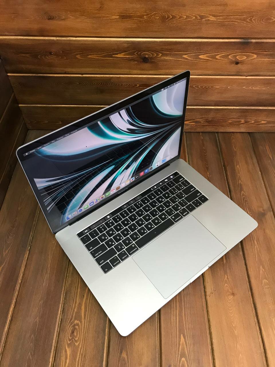 15.4" Ноутбук Apple MacBook Pro 15 Mid 2017 2880x1800, Intel Core i7 2.9ГГц, RAM 16 ГБ, LPDDR3, AMD Radeon Pro 560, macOS, SSD 512Gb, серый космос