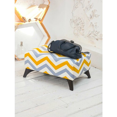 Пуфик для ног для сумок для кота 2900₽