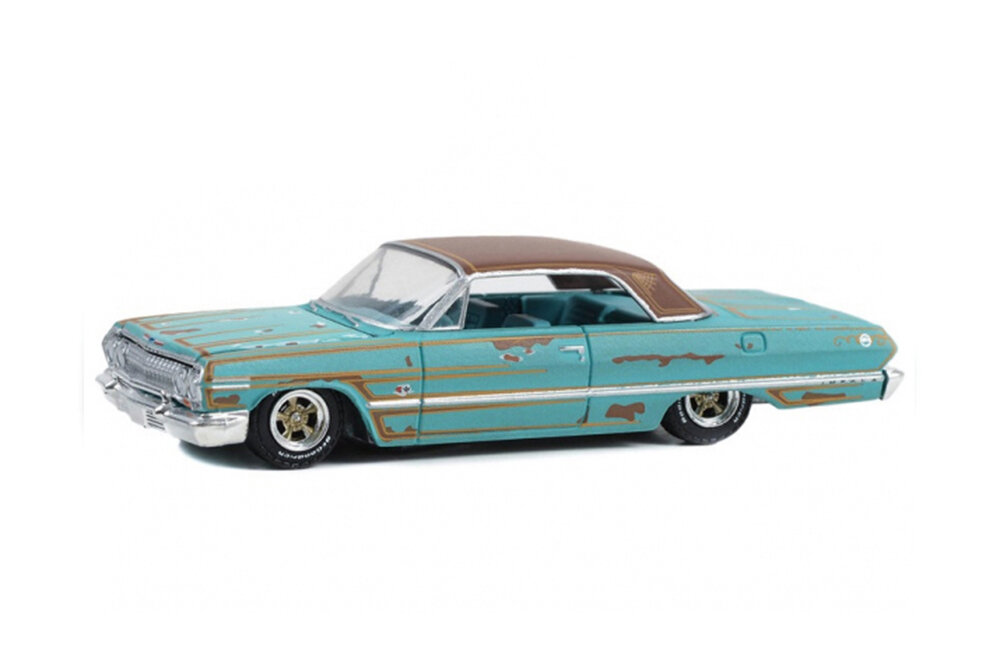 Модель коллекционная GREENLIGHT Chevrolet impala 1963 teal patina (длина модели 6-10 см)