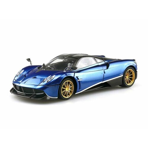 Склеиваемая пластиковая модель автомобиль Pagani Huayra Pacchetto Tempesta. Масштаб 1:24