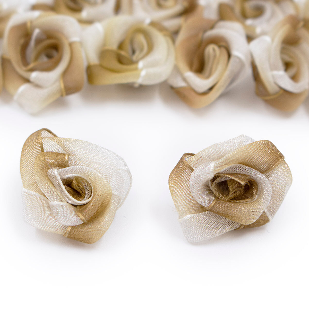 Цветок пришивной органза 'Роза' 2,5 см (бежевый)