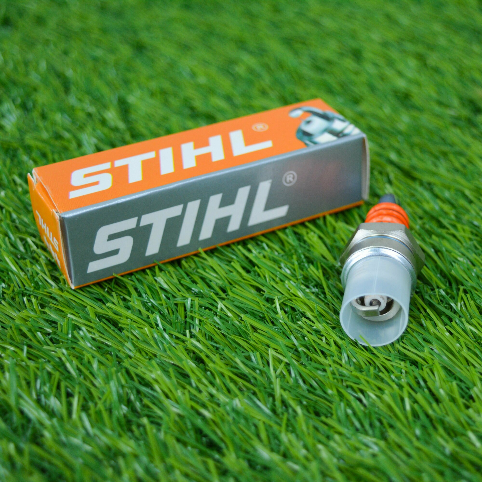 Свеча зажигания STIHL М14х1,25 мм для 2-х тактных двигателей бензопил, бензотриммеров, бензобуров (улучшенная) - фотография № 14
