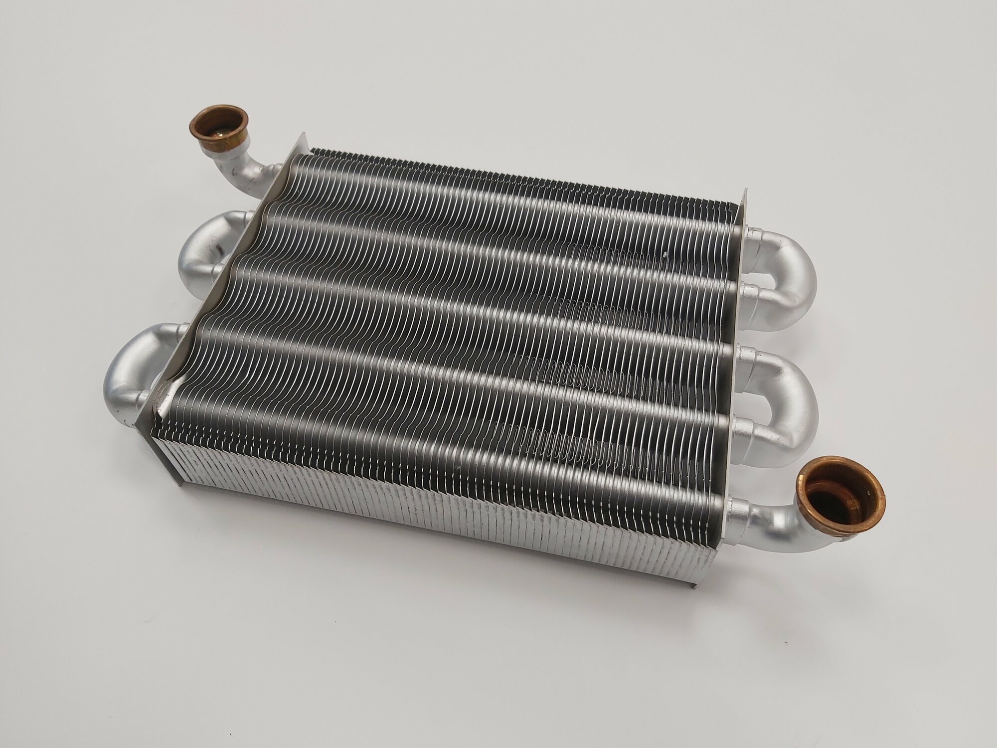 фото Теплообменник основной VIESSMANN Vitopend 100-W A1HB/A1JB (арт. 7861213)