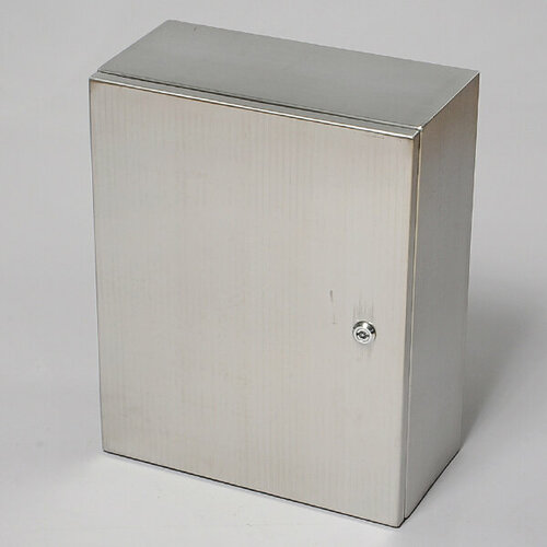 Шкаф IP65 500х400х200мм из нержавеющей стали с монтажной платой Saipwell SP-B3-504020