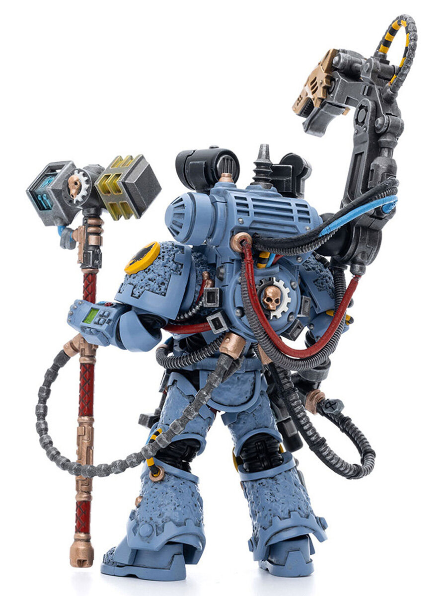 Фигурка JoyToy. Warhammer 40,000: Space WolvesIron PriestJorin Fellhammer - фото №4