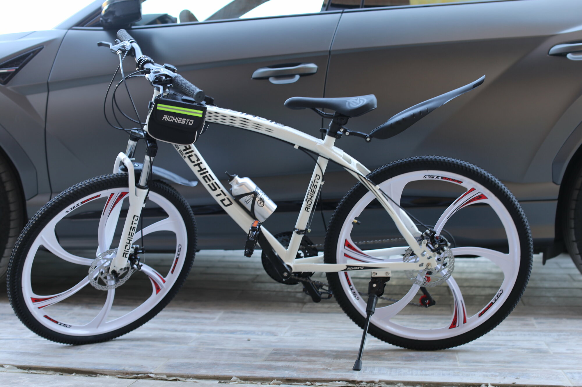 фото Велосипед Richiesto 24 колёса литые Алюминиевые диски Горный Детский Подростковый Спортивный, белый