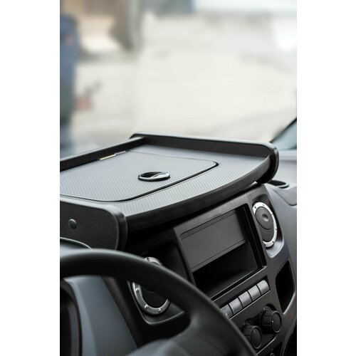 Стол на панель для ам Газель Бизнес перф кожа черный с откидной крышкой 3406₽