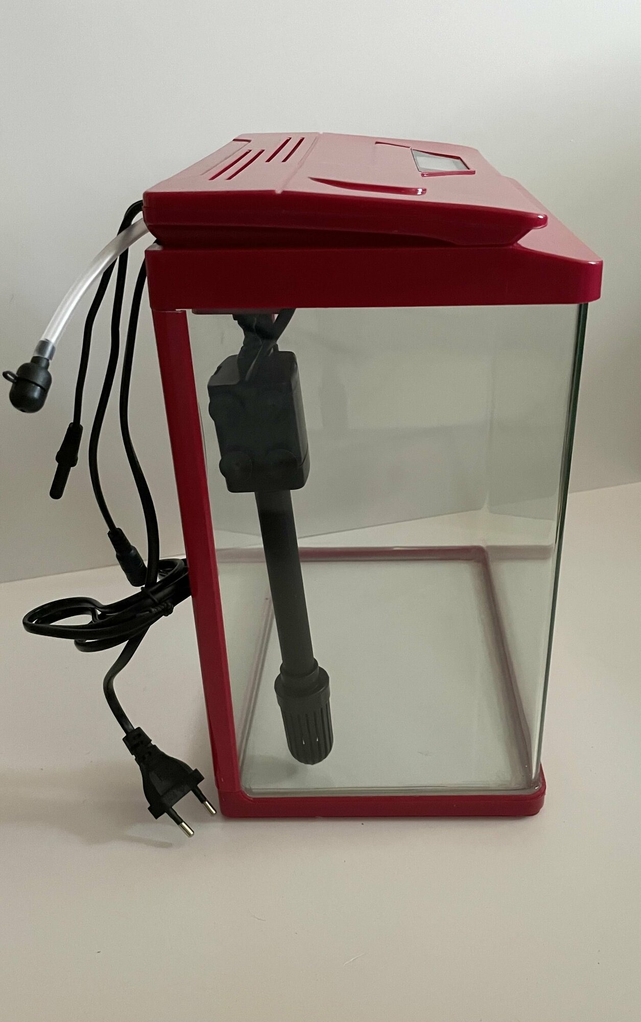 Аквариум OF-286К, в комплекте: LED-лампа, фильтр, 12 л, красный - фотография № 2