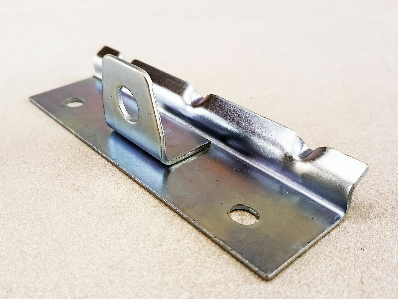 фото Кронштейн АКБ УАЗ патриот (планка крепления / держатель)