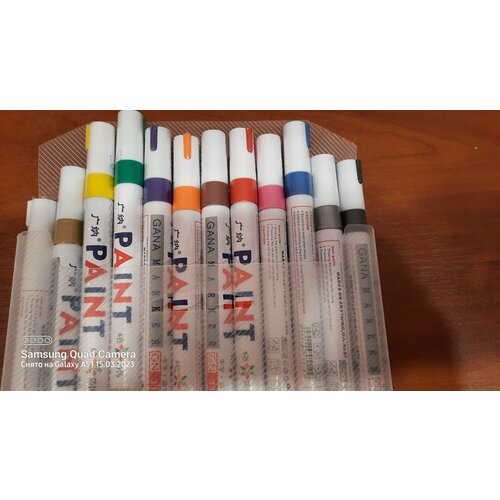 Набор акриловых маркеров 12 цветов 800₽