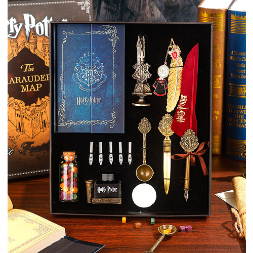 Подарочный набор в стиле Harry Potter MyPads блокнотчернилаперосвечазакладка для книги красивый недорогой подарок ребенку крестнице племянниц 3100₽