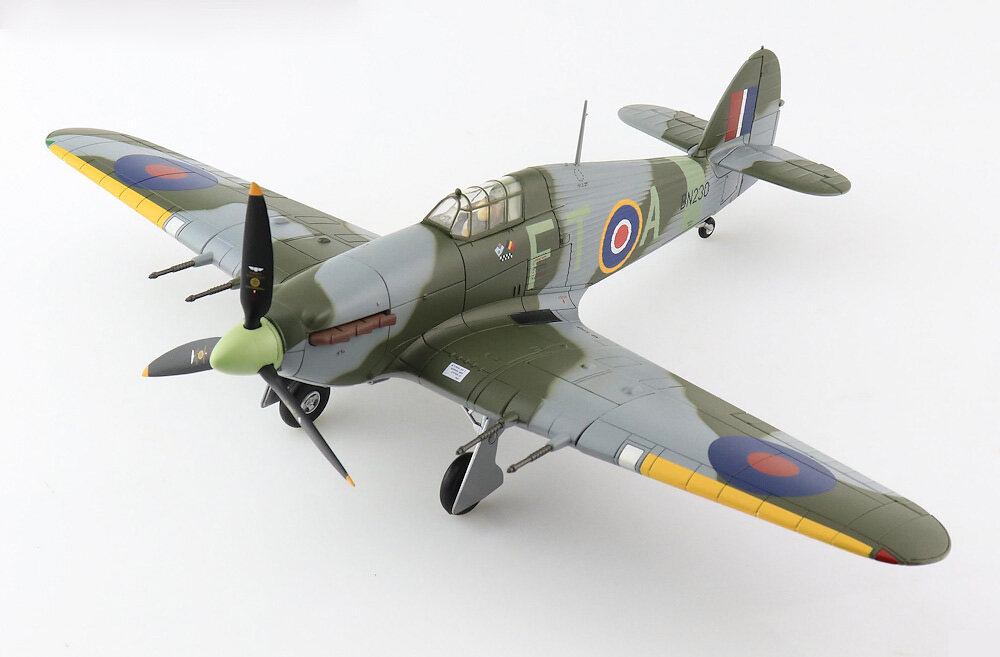 Hobby Master Модель самолета Hawker Hurricane Mk.IIc