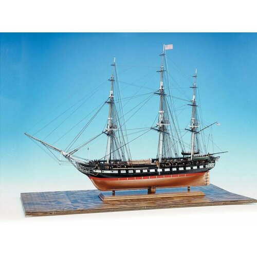 Набор для постройки модели корабля USS CONSTITUTION. Масштаб 1:76