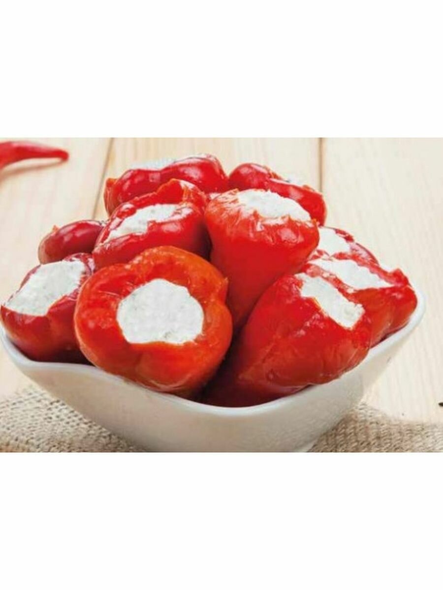 Красный перец "Кардола" фаршированный сыром 290 гр