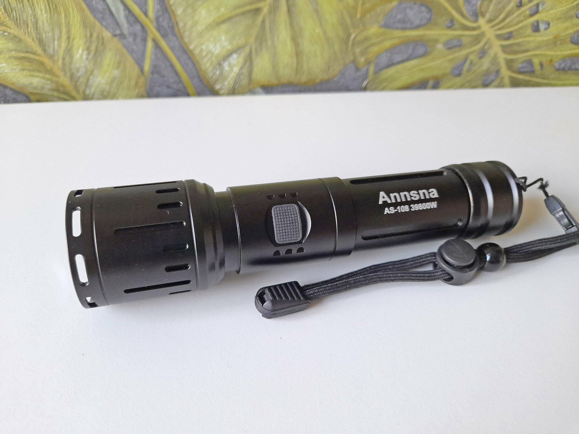 Мощный светодиодный фонарь на аккумуляторе, из металла, емкость 16800 mAh, встроенный павербанк, Annsna AS-108