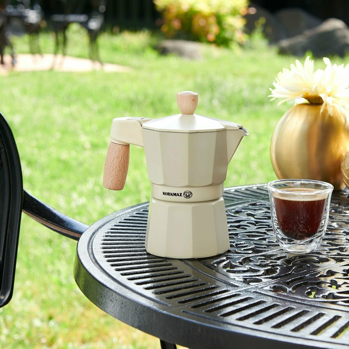 Гейзерная кофеварка Beige 150 мл (Korkmaz)