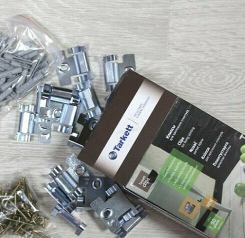 фото Клипса для плинтуса Clipstar Tarkett (50 шт) CLIP500