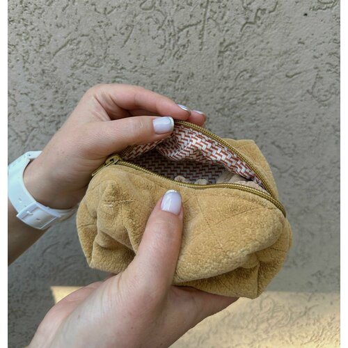 фото Косметичка 7х8, коричневый, горчичный нет бренда