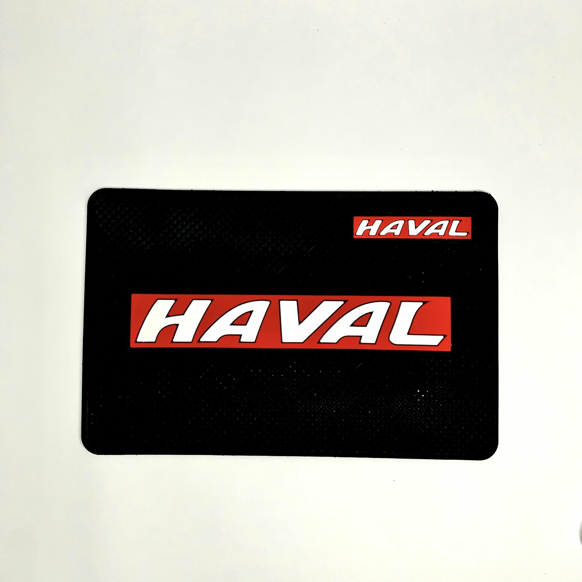Противоскользящий коврик с логотипом автомобиля Haval/Хавал на приборную панель/на торпедо авто