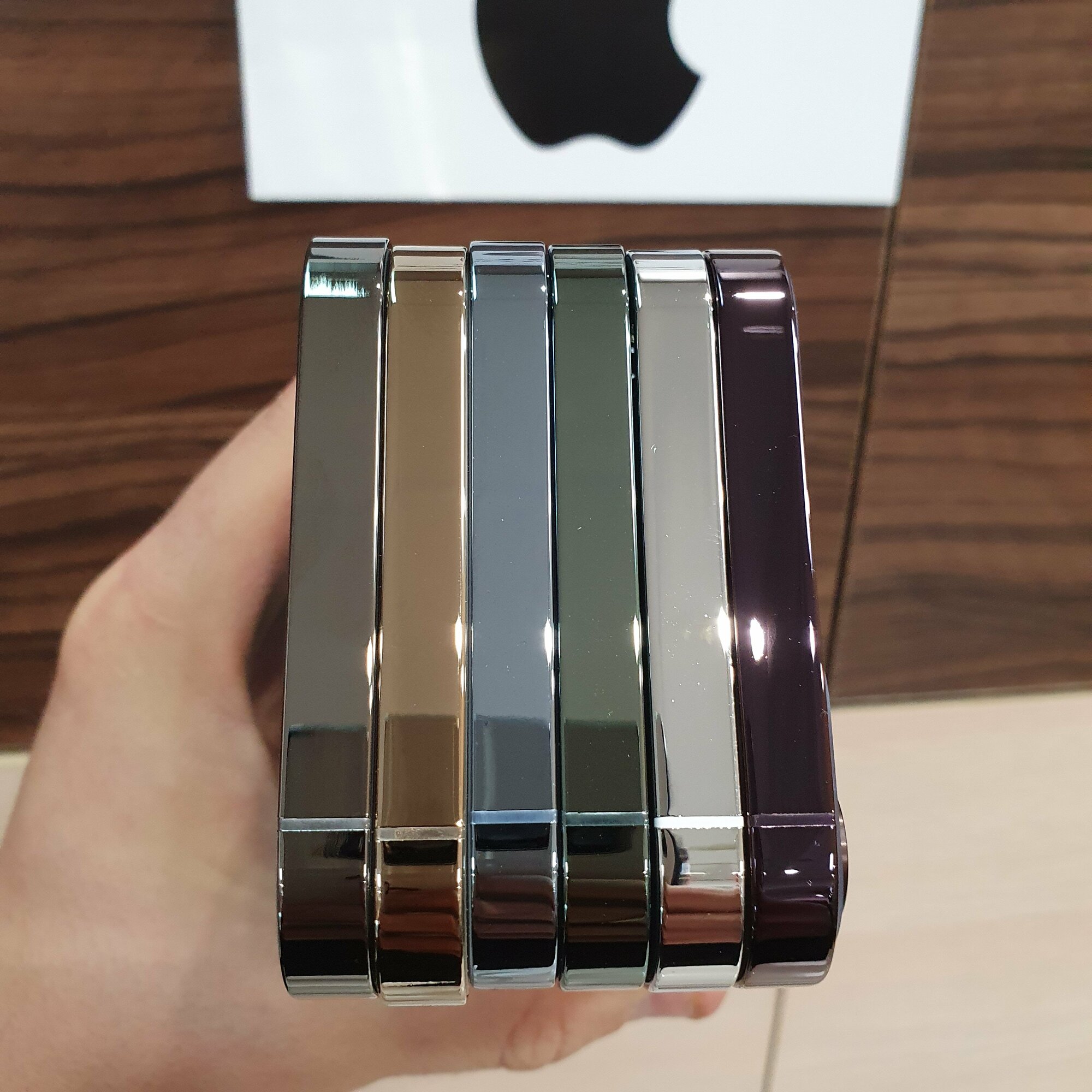 Корпус для iPhone 11 в стиле iPhone 14Pro (цвет: Альпийский зелёный) — фото 8