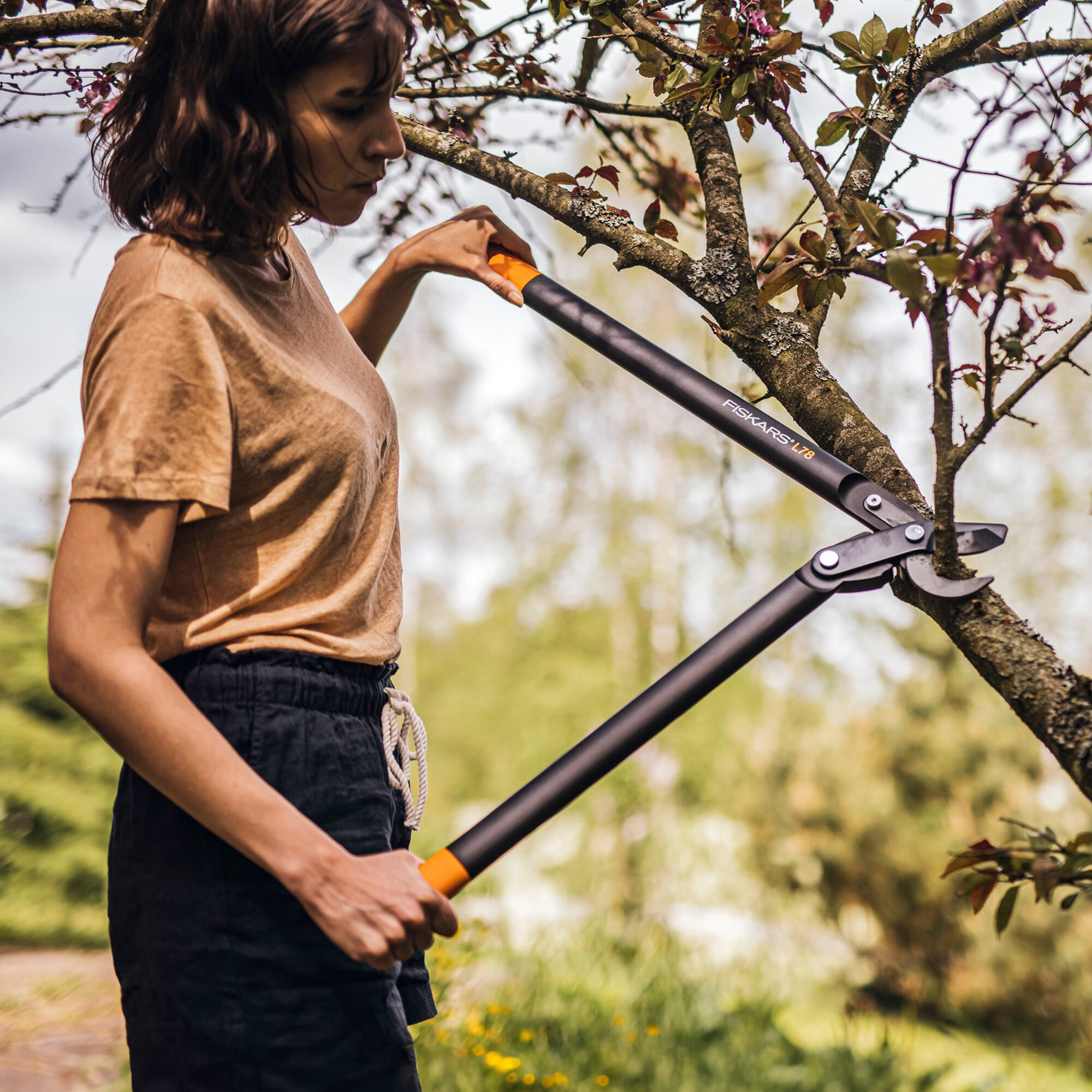 Сучкорез Fiskars - фото №9