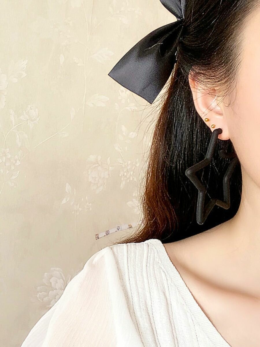 Серьги, размер 5 мм, черный матовый — фото 1