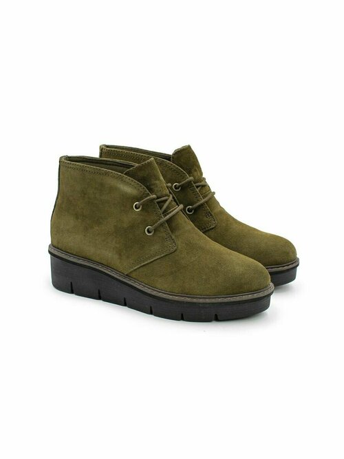 Ботинки Clarks, размер 4,5D UK, хаки