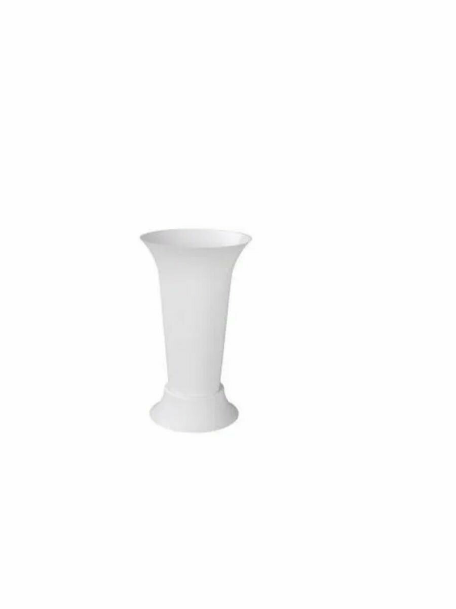 Пластиковая ваза для цветов Альтернатива Башпласт, 3 литра, диаметр 18,5 см, высота 31 см