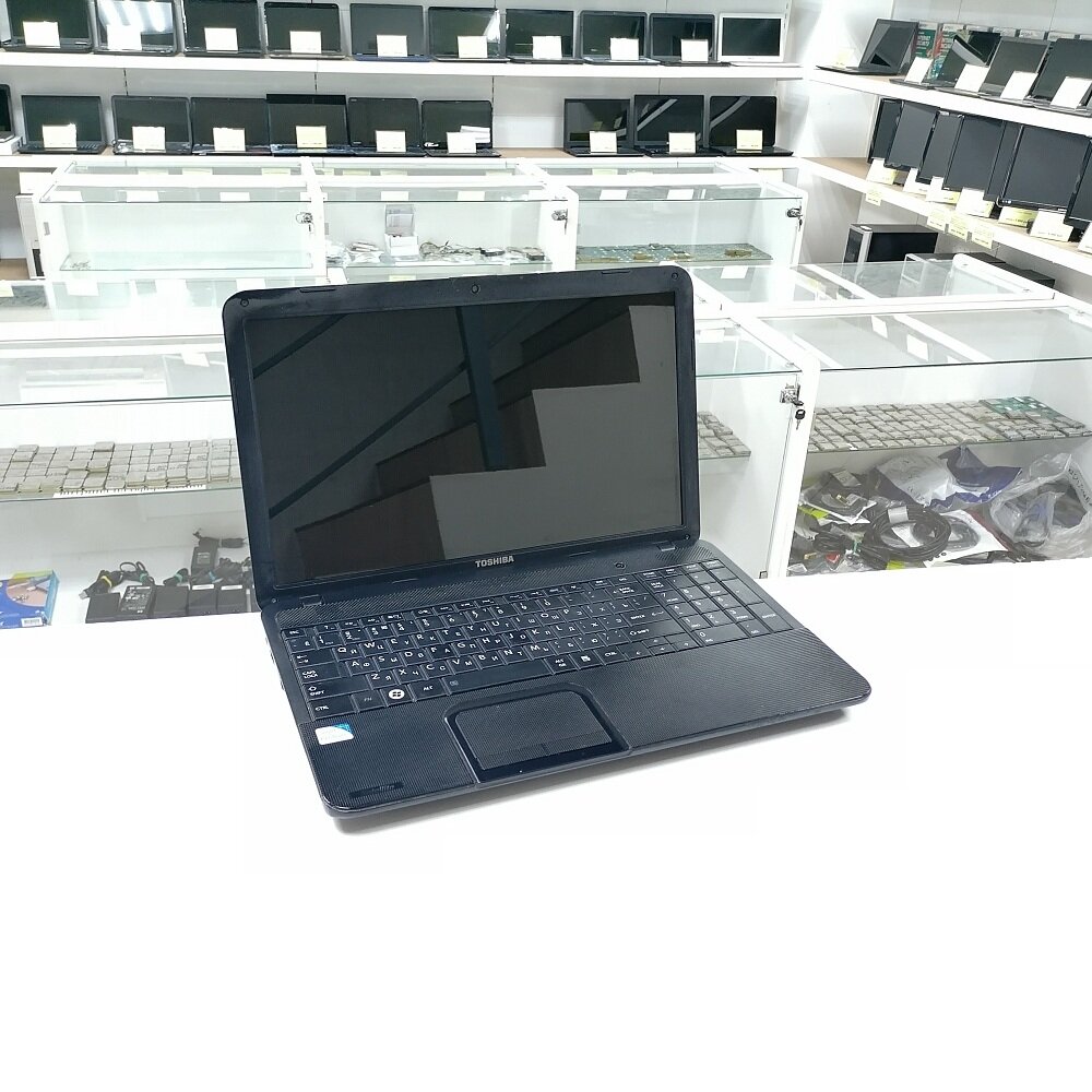 Ноутбук Toshiba Satellite C850-122