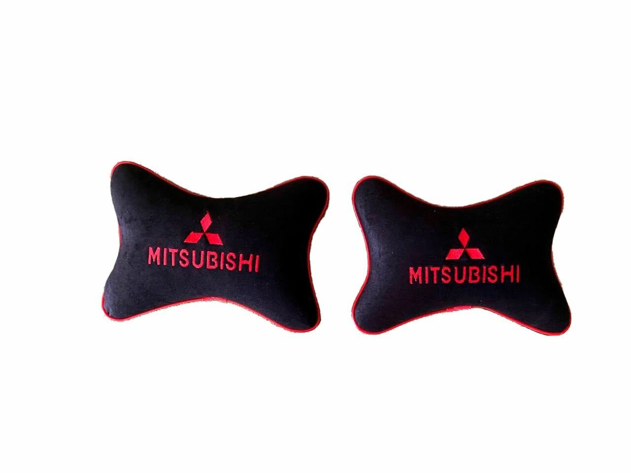 Подушки автомобильные под шею с красной надписью и логотипом mitsubishi