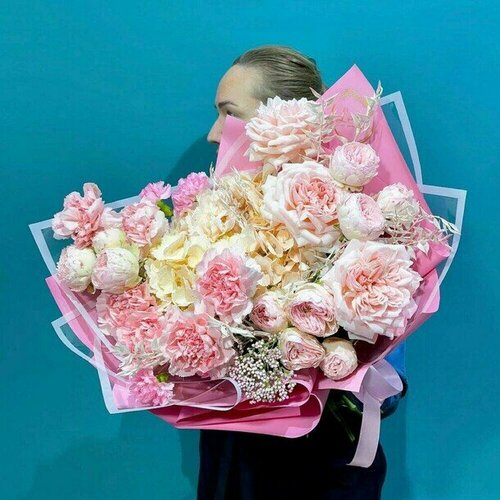 Букет нежный розовый. Японские пионовидные розы. Авторский букет 544. Leora flowers дом цветочной моды Flawery