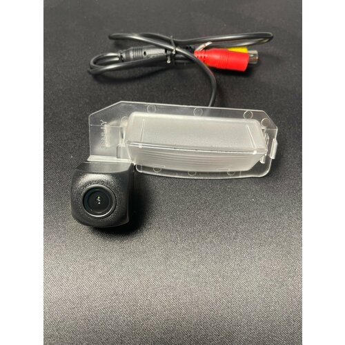 Камера заднего вида Mitsubishi Outlander 3 170400₽