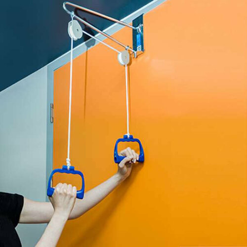 Тренажер наддверный блочный 24320