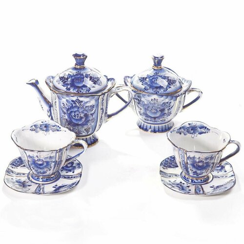 Сервиз чайный из фарфора 13400₽