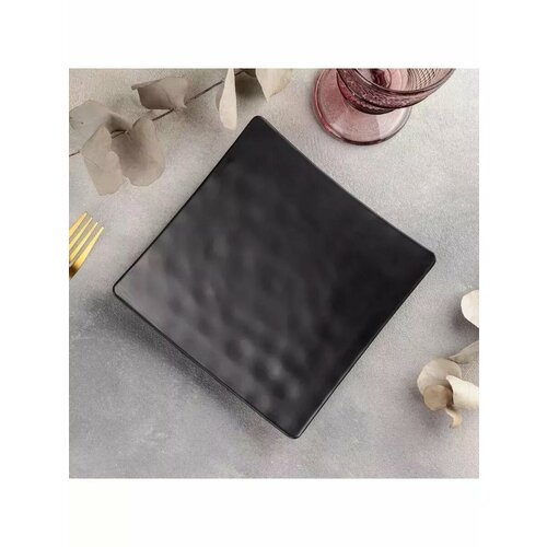 Блюдо Черный Восток 175х175х3 см цвет черный 607₽