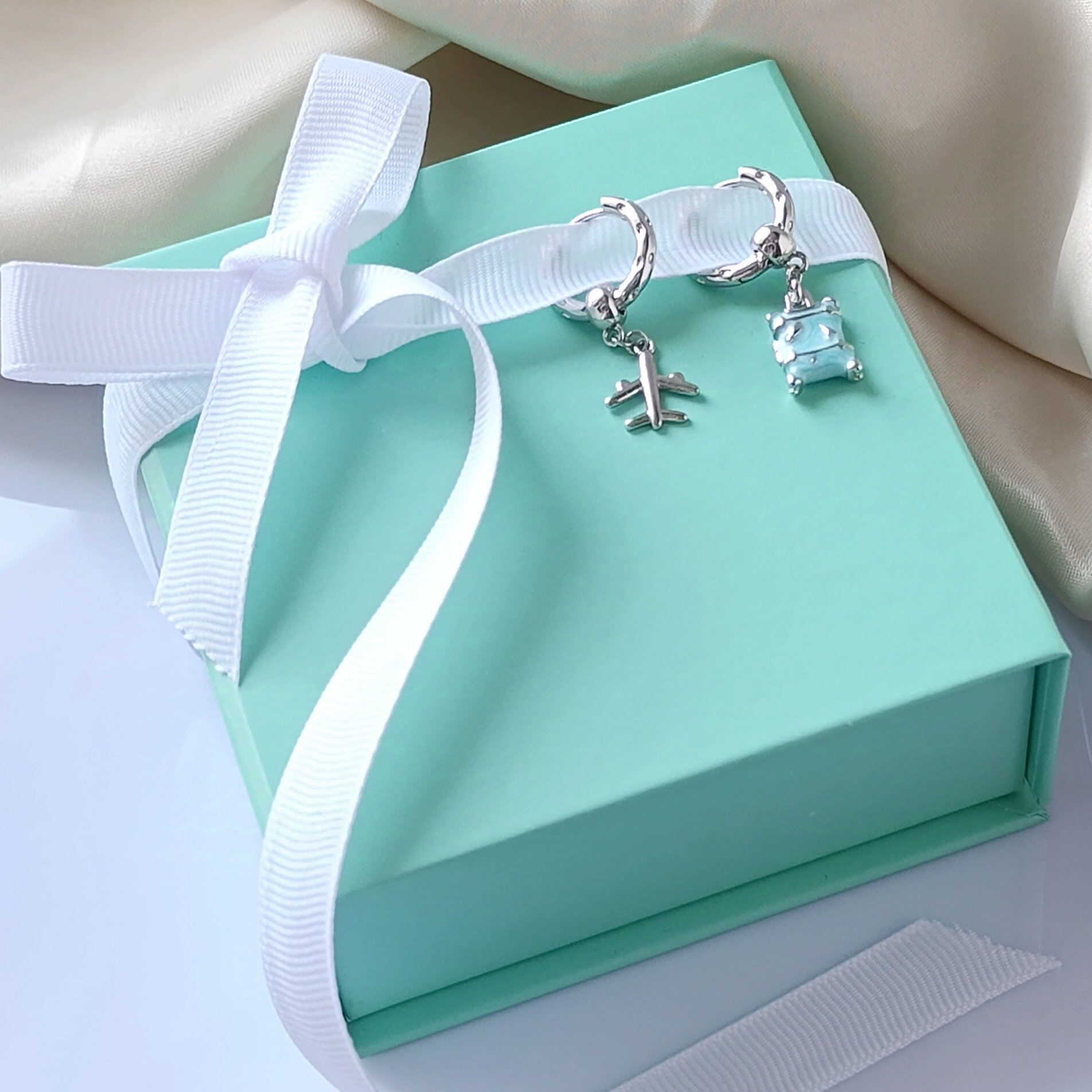 Серьги с подвесками, эмаль