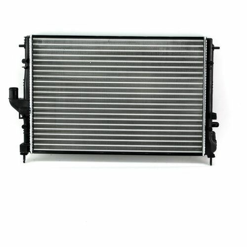 Радиатор охлаждения двигателя Dominant RE82000582026