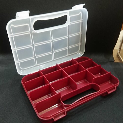 Контейнер для мелочей пластик 24x18x5см бордовый Органайзер для хранения шпулек швейных принадлежностей бисера болтиков гаечек 449₽