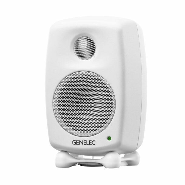 Genelec 8010AW - Активный 2-полосный монитор, НЧ 3" 25Вт, ВЧ 0.75" 25Вт, подставки, белый