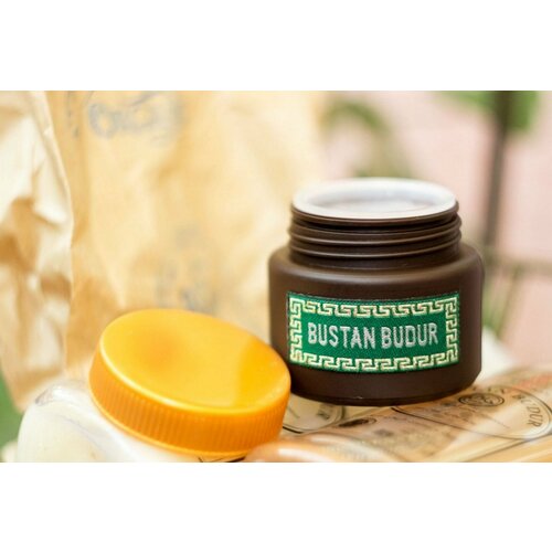 Антиоксидантный жасминовый крем для тусклой и загрязненной кожи Bustan Budur