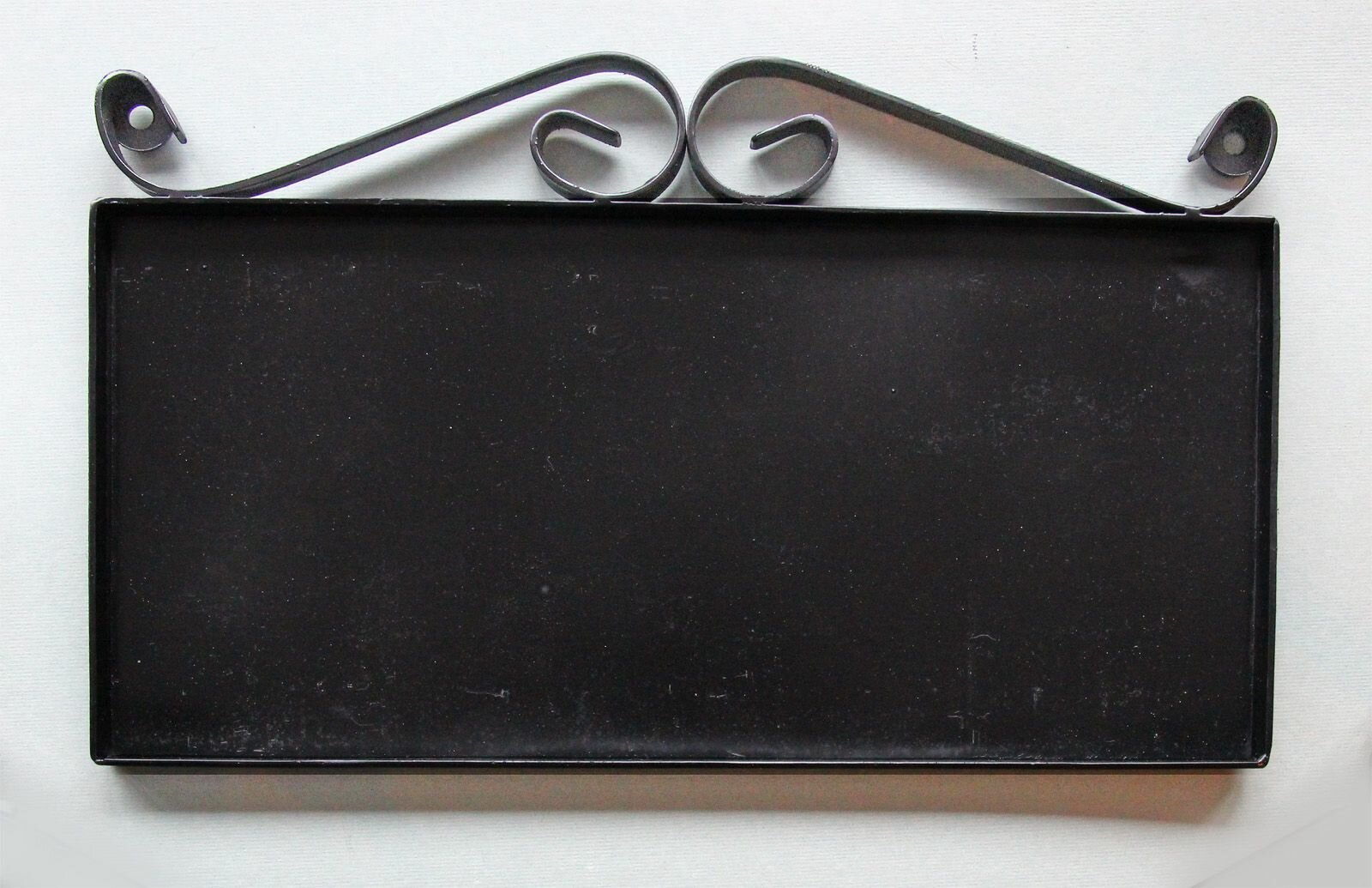 Рамка для номера на квартиру №6 (три цифры/буквы, два декора, две декоративные боковинки)