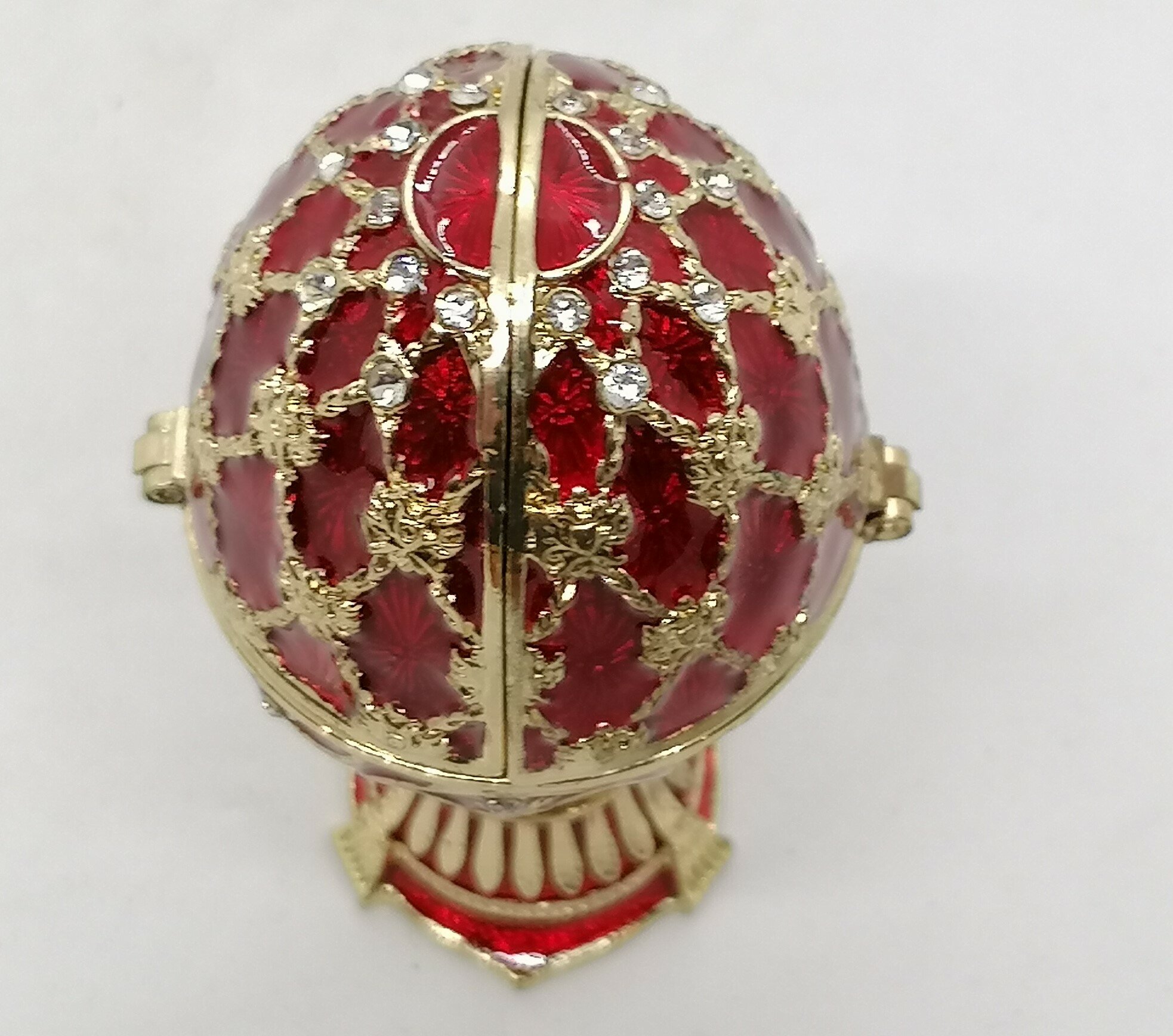 Яйцо Фаберже 90829 с храмом, красное — фото 1