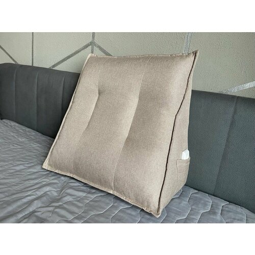 Подушка декоративная треугольная на диван для спины макси 130 3351₽