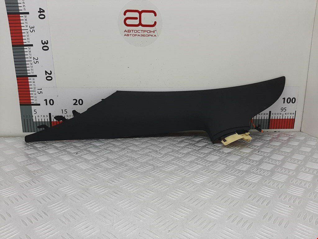 Обшивка стойки салона Audi A6 C6 4F5867246D арт. 2046699