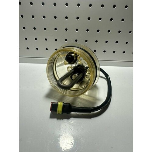 Крышка фильтра сепаратора с обогревом Man 2400₽