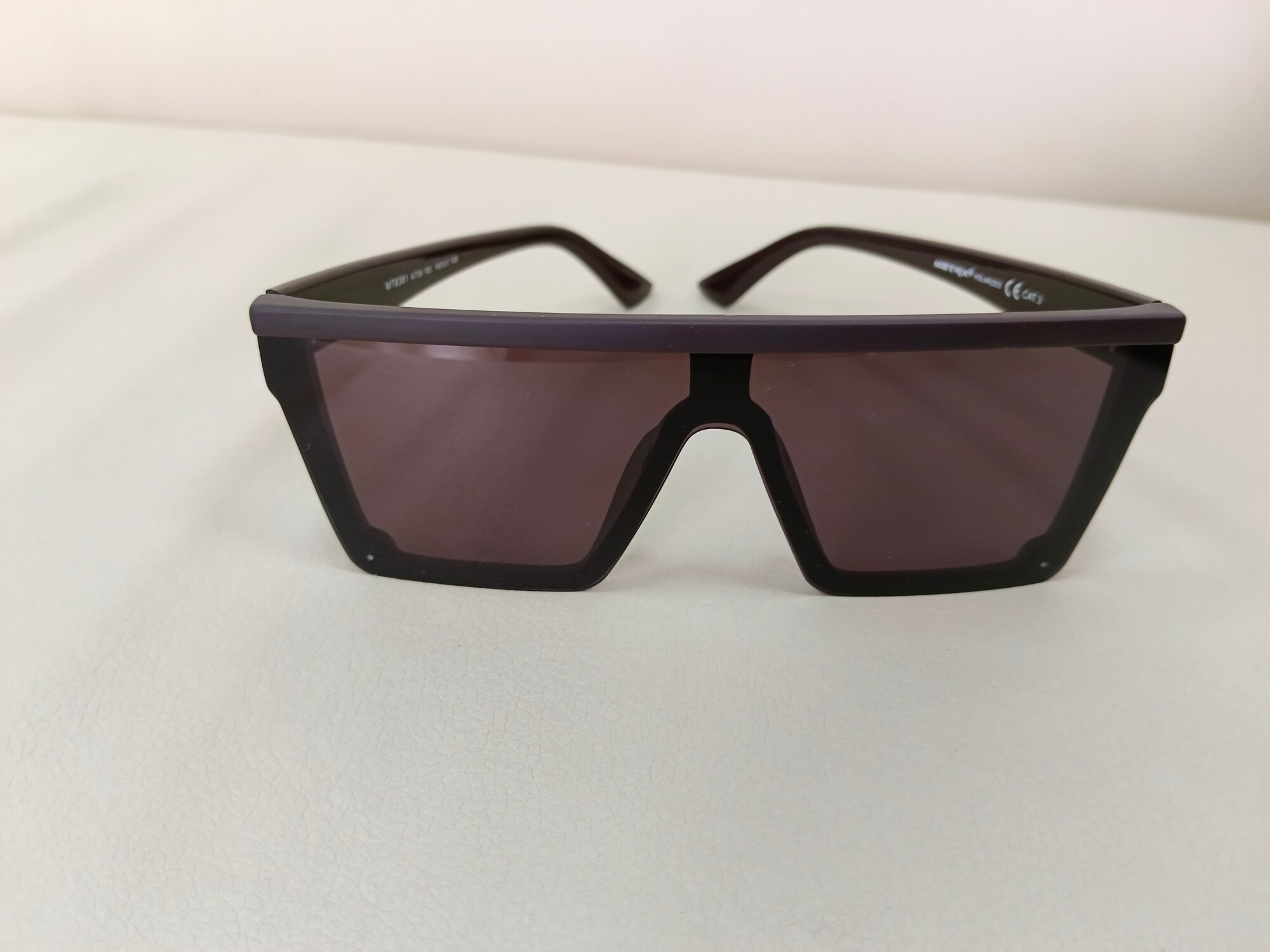 Солнцезащитные очки Matrix 1162 