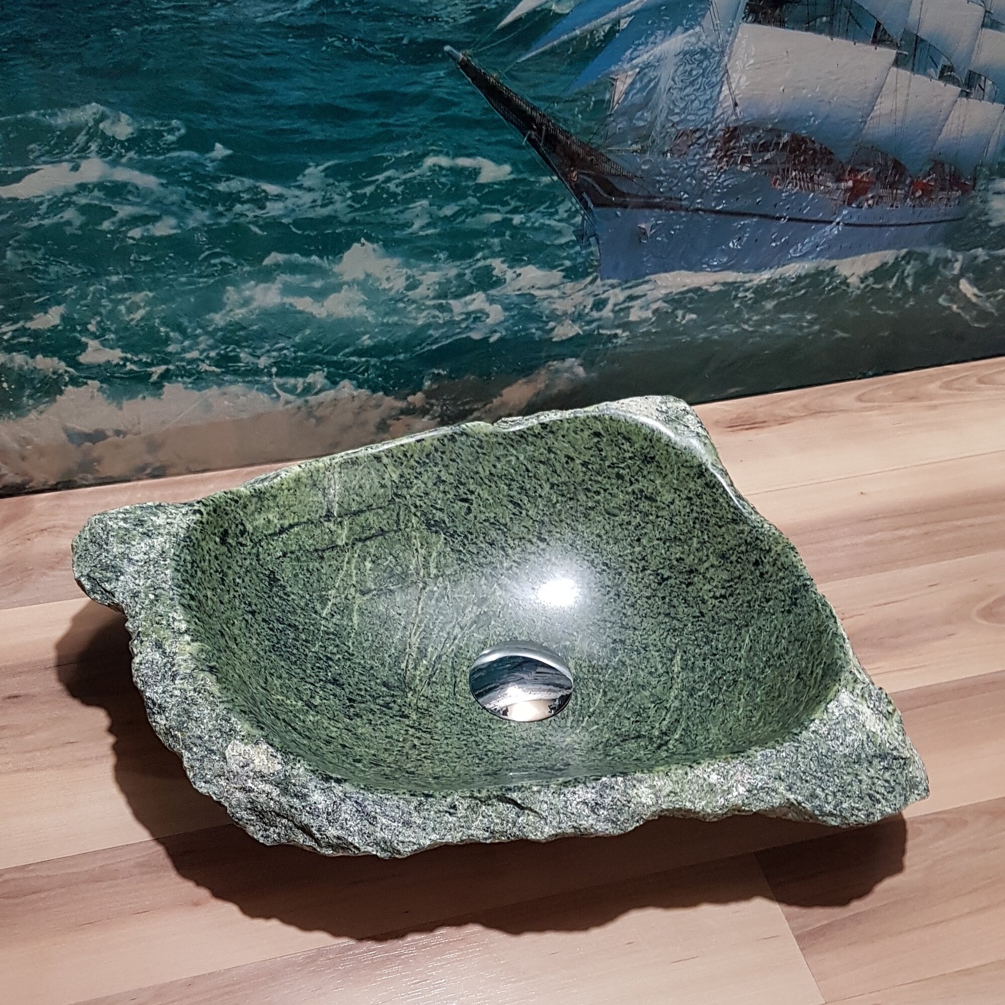 Раковина накладная на столешницу для ванной мойка каменная из натурального /речного/горного камня Кавказа 48х35х11 см
