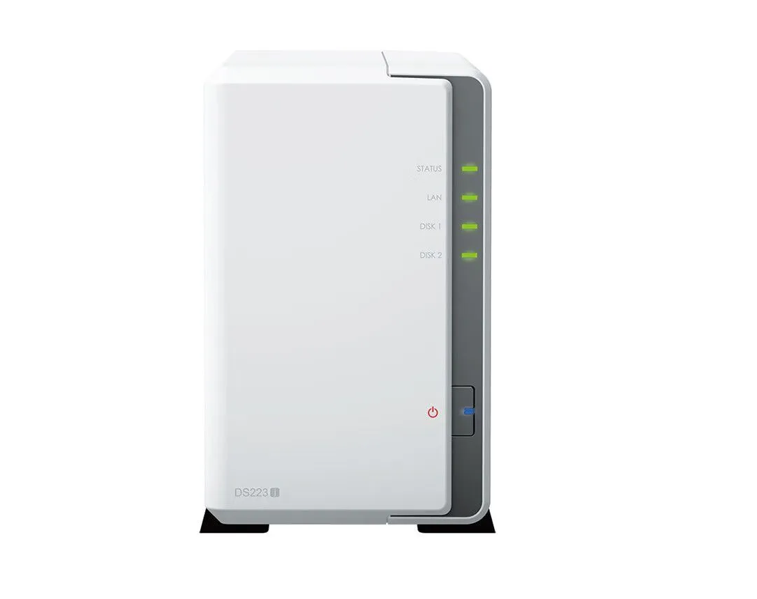 Synology Дисковый массив DS223j Сетевое хранилище 2x2.5" 3.5" SATA, Realtek RTD1296-1.7GHz, 1 GB DDR4, 1x1 Гбит с, 2xUSB