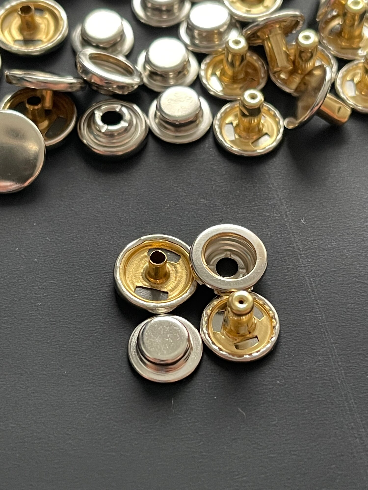 Кнопки для одежды Дельта 503 из латуни 12,5 мм — фото 1